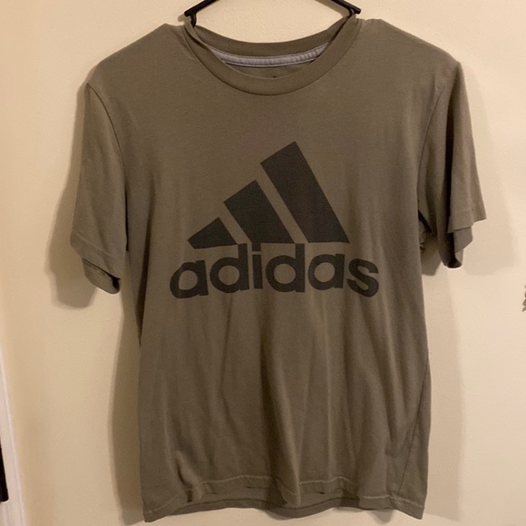Adidas Army Green T Shirt - Picture 1 of 3
